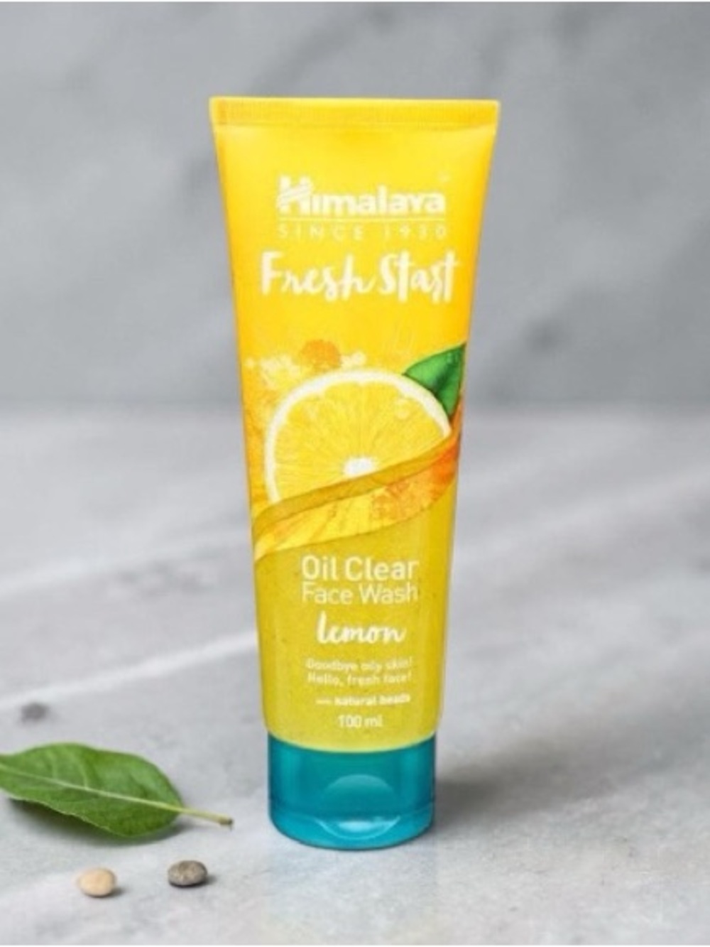 Fresh Start Lemon Oil Clear Face Wash - Yellow